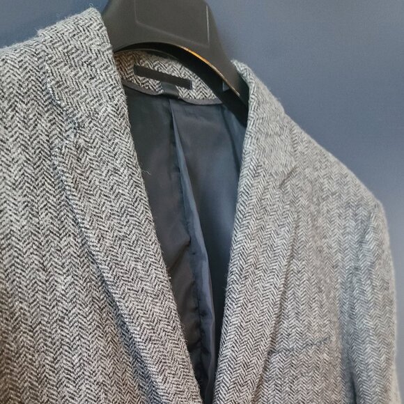 Beautiful J. Crew Ludlow Tweed Blazer (British Wool) – 40S - Picture 3 of 10